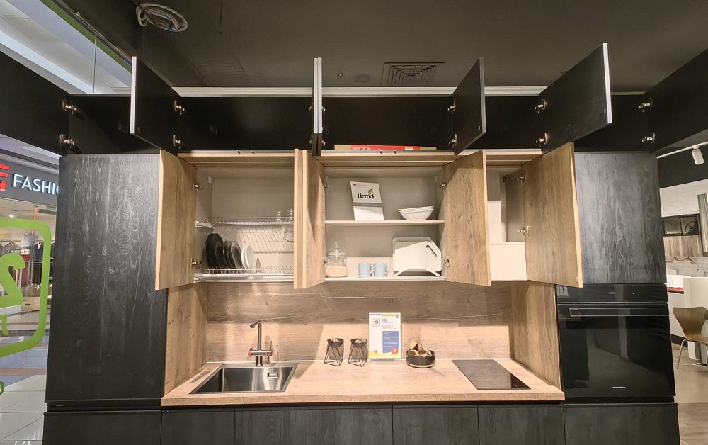 Кухня Ноа + Стоун Вуд / м.Бульвар Дмитрия Донского