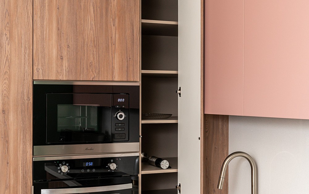 Кухня для молодой мамы из ТВ-проекта «Квартирный Вопрос» 