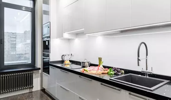 Глянцевая кухня в Казани