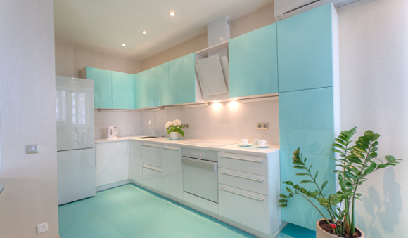 Глянцевая кухня в Анапе