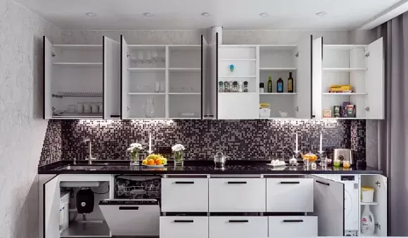 Глянцевая кухня в Казани