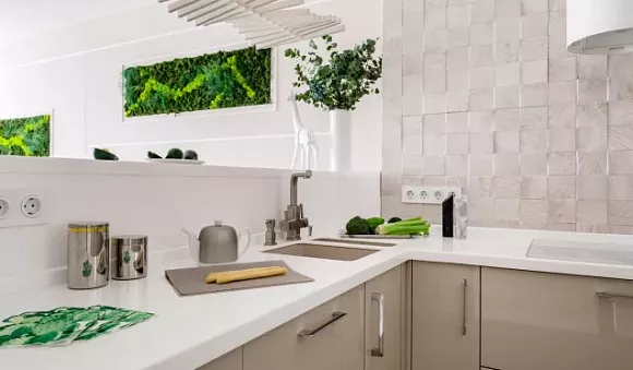 Глянцевая кухня в Казани