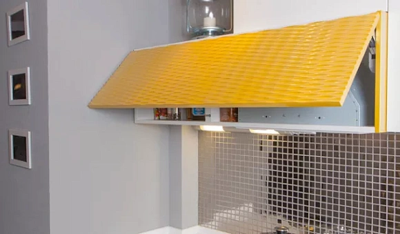 Желтая кухня в Южно-Сахалинске