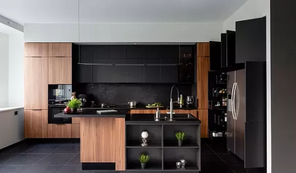 Черная кухня в Новосибирске