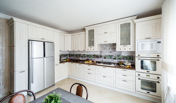 Бежевая кухня во Владивостоке