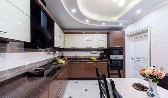 Глянцевая кухня в Анапе