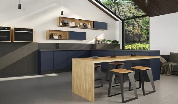 Синяя кухня в Казани