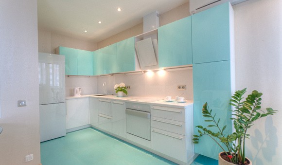 Глянцевая кухня в Казани